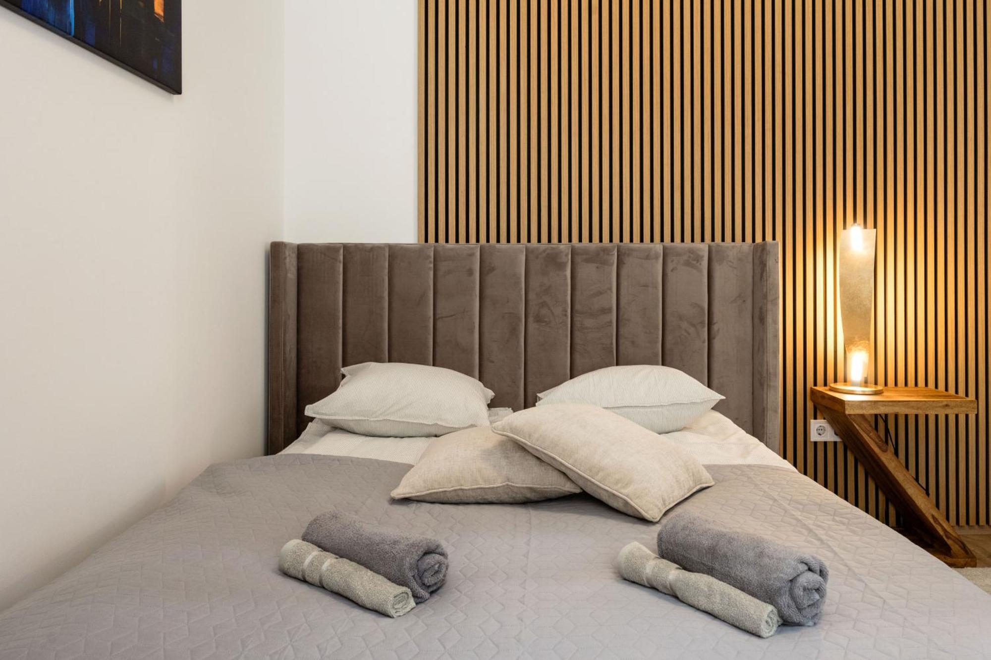 Sleek Downtown Living Apartman Budapest Kültér fotó